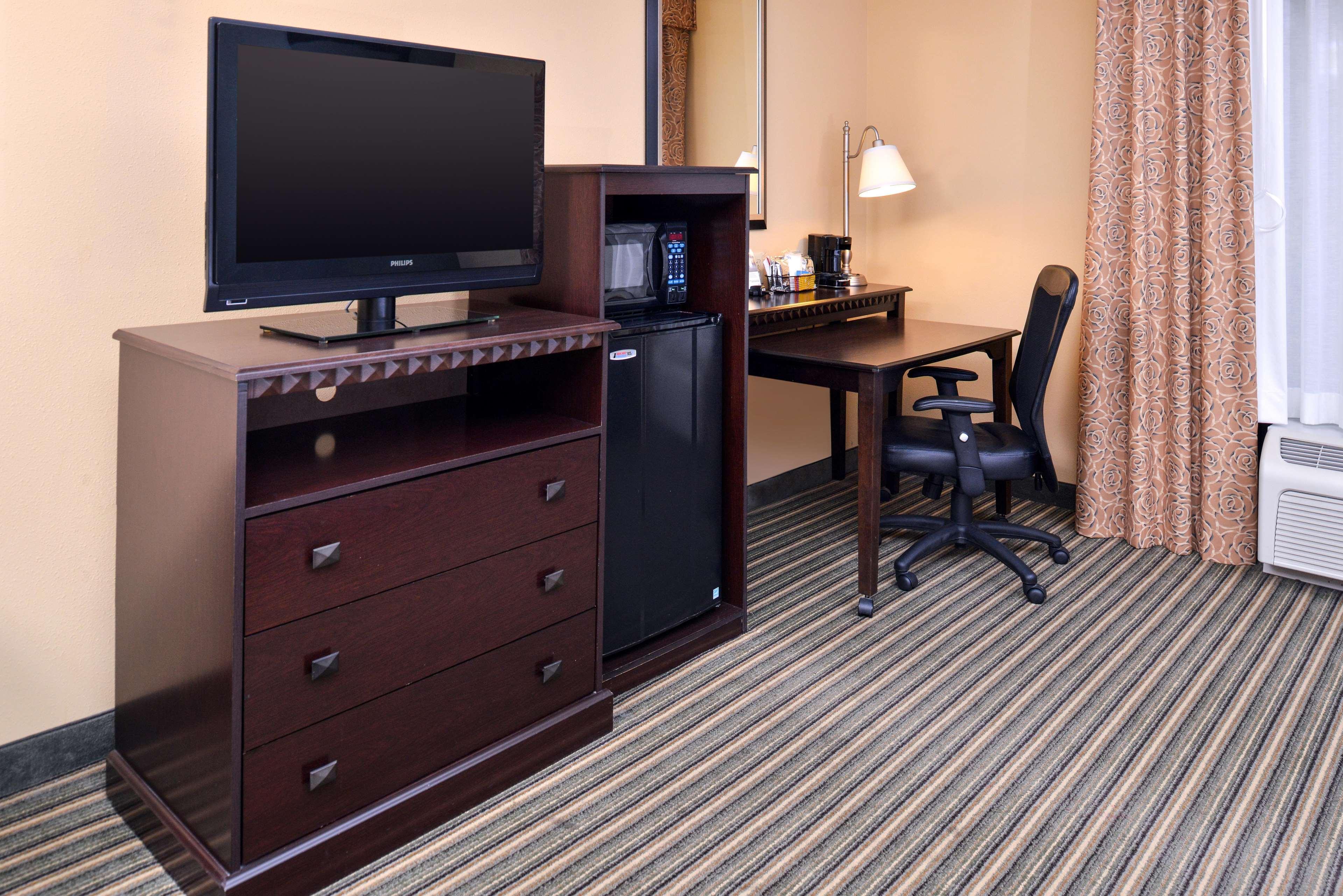 Hampton Inn & Suites Fort Belvoir Alexandria South Екстер'єр фото