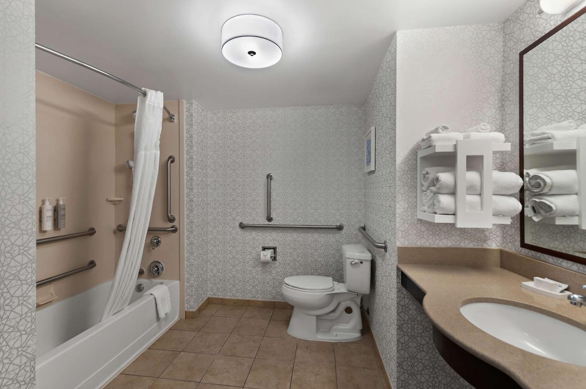 Hampton Inn & Suites Fort Belvoir Alexandria South Екстер'єр фото