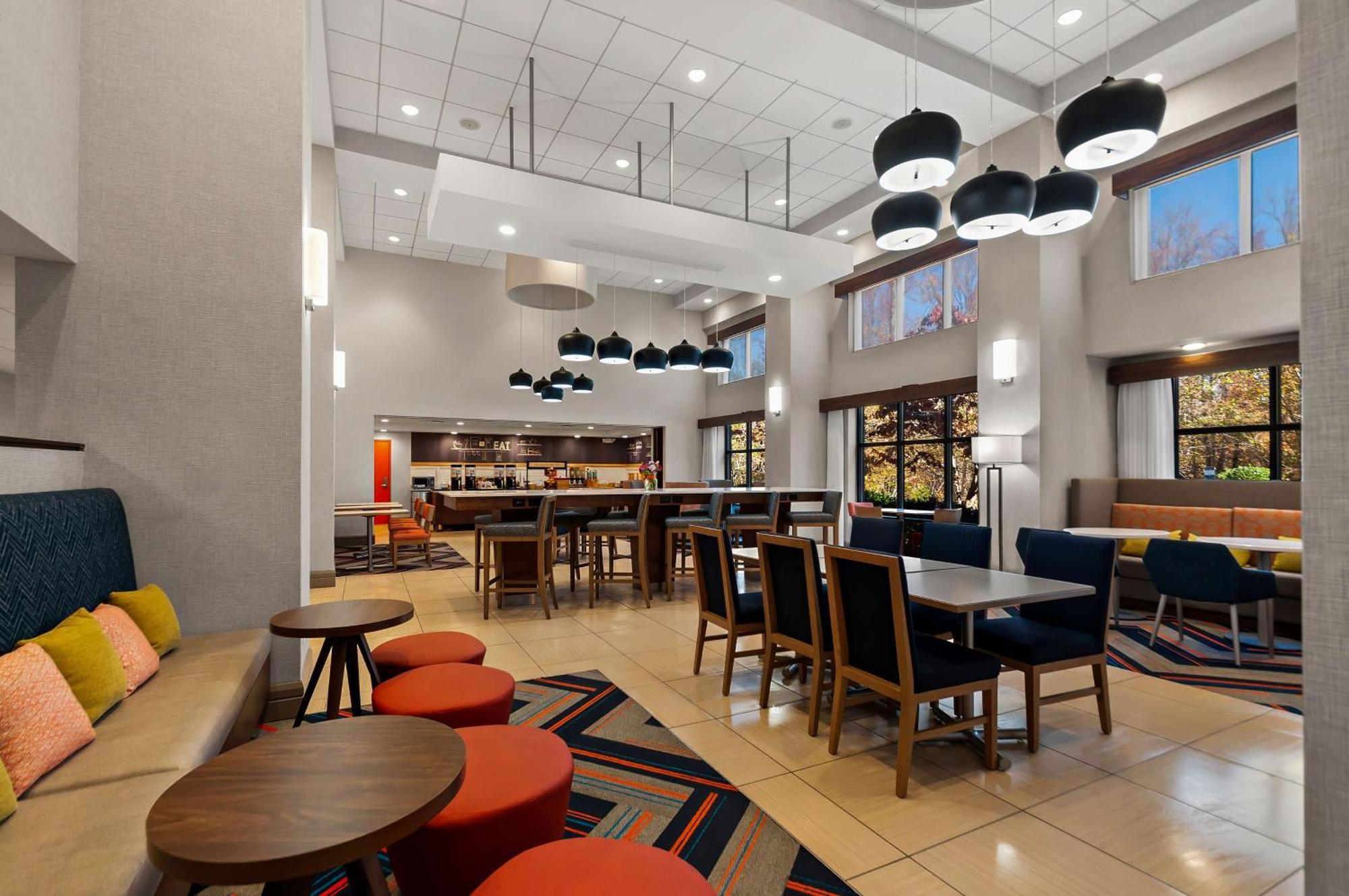 Hampton Inn & Suites Fort Belvoir Alexandria South Екстер'єр фото